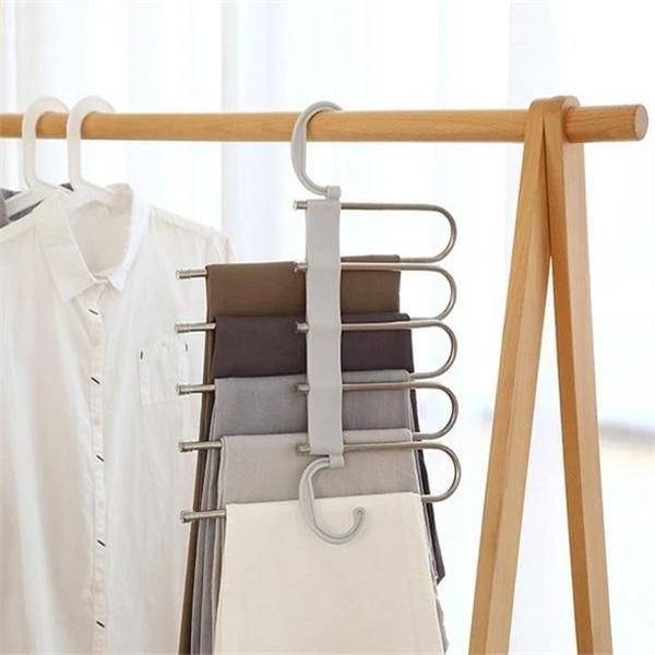 Multifunctional pants rack